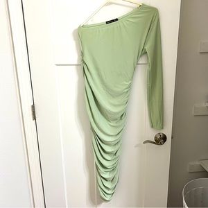 Green boohoo one shoulder dress